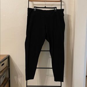 SKIMS Outdoor black leggings with wide waistband